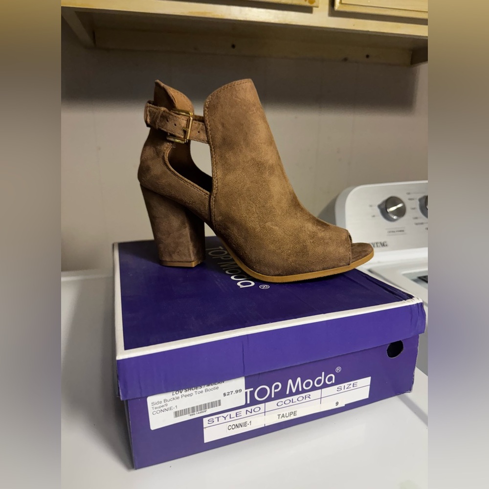 TOP Moda Taupe Open Toe Booties